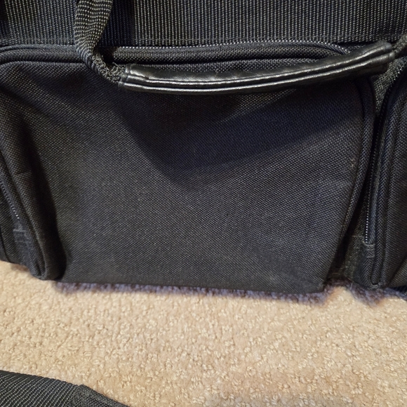 American Tourister black laptop briefcase or messenger bag GUC Travel Work - Picture 4 of 13